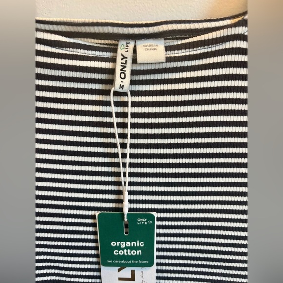 ONLY Striped Short Sleeve Fitted / Sheath Dress - Picture 2 of 7